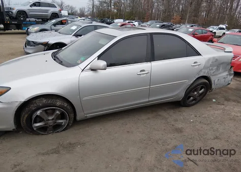 2005 Toyota Camry Se V6 from USA, damaged, VIN 4T1BA30K15U055173